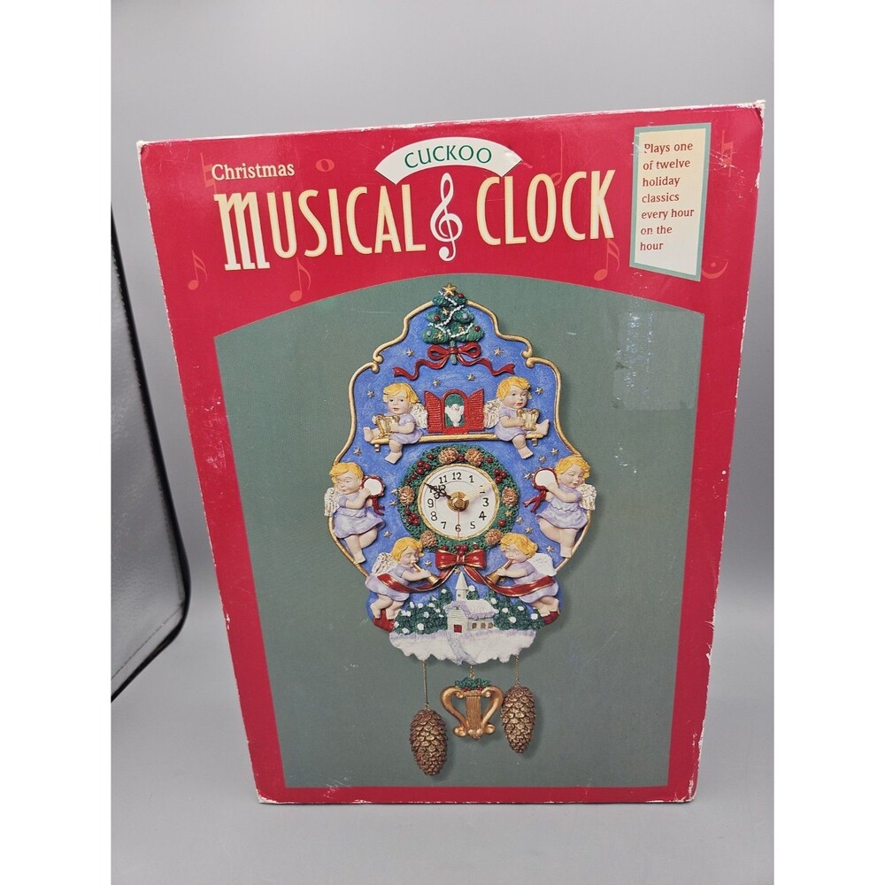 Christmas Musical Cuckoo Clock 12 Holiday Classics Every Hour 1995 WORKS W/box